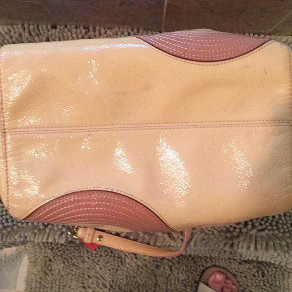 Rare Coach patent leather bag - Picture 7 of 7